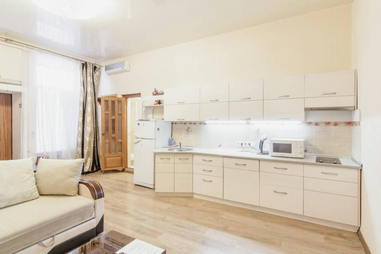 Deribas Apartments โอเดสซา ภายนอก รูปภาพ